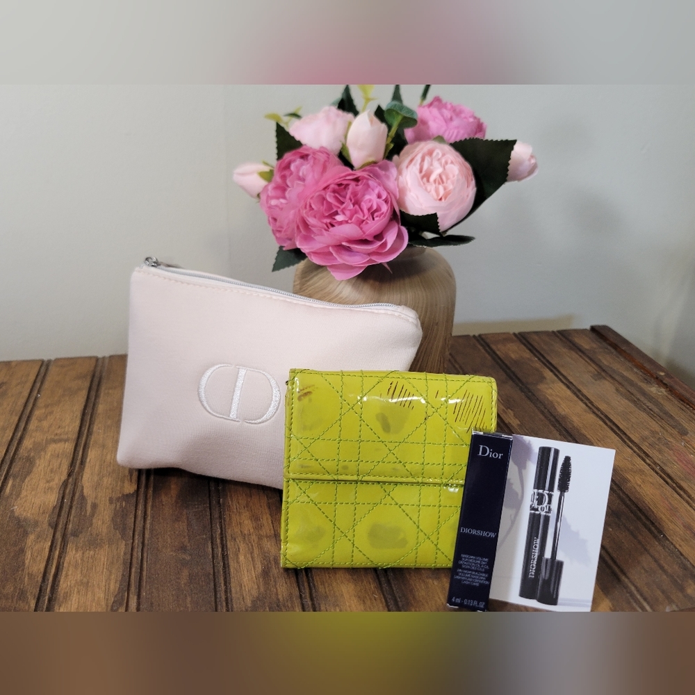 DIOR wallet, makeup case, and mascara (3pieces)